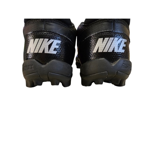 Nike FQ3875-001 Alpha Menace 4 Shark‎ Men\'s 13 Football Cleats Black & White